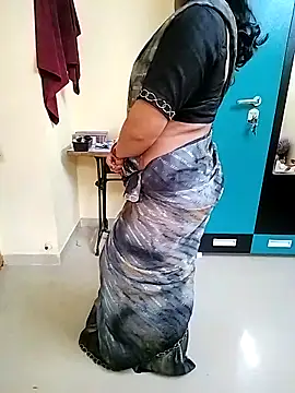 PayalSharmahot143 online show from October 24, 1:57 am