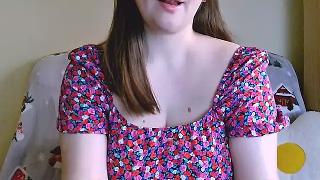 Snapshot of ChubbyMaia chatting on January 1, 11:16 am ChubbyMaia online show from January 1, 11:16 am
