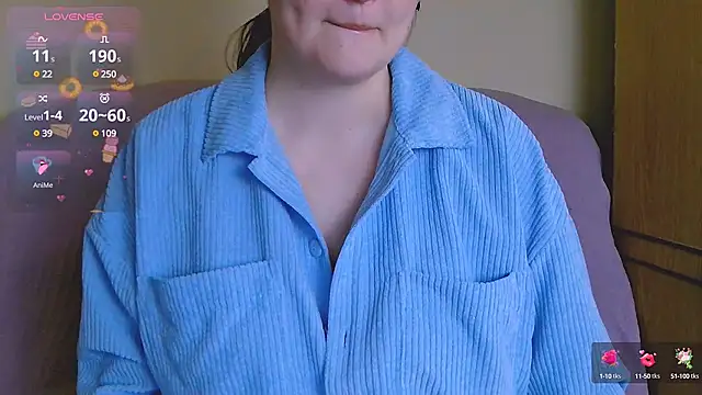 Snapshot of ChubbyMaia chatting on February 10, 9:25 am ChubbyMaia online show from February 10, 9:25 am