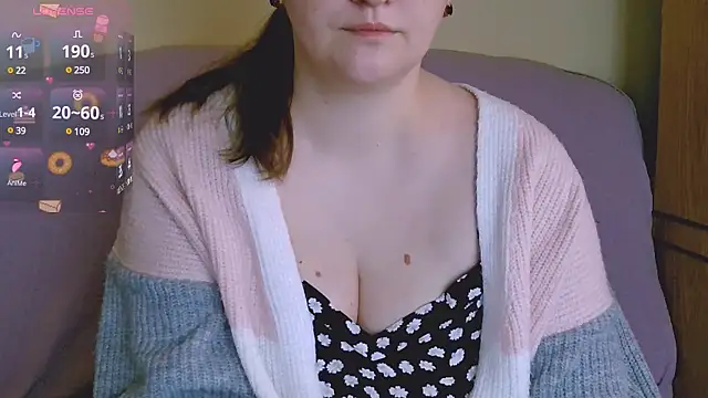 Snapshot of ChubbyMaia chatting on February 11, 1:20 pm ChubbyMaia online show from February 11, 1:20 pm