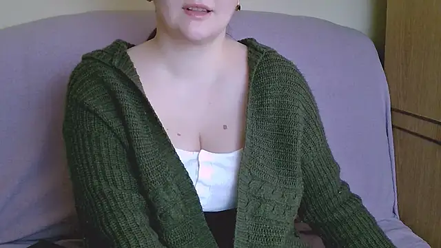 Snapshot of ChubbyMaia chatting on March 3, 12:27 pm ChubbyMaia online show from March 3, 12:27 pm