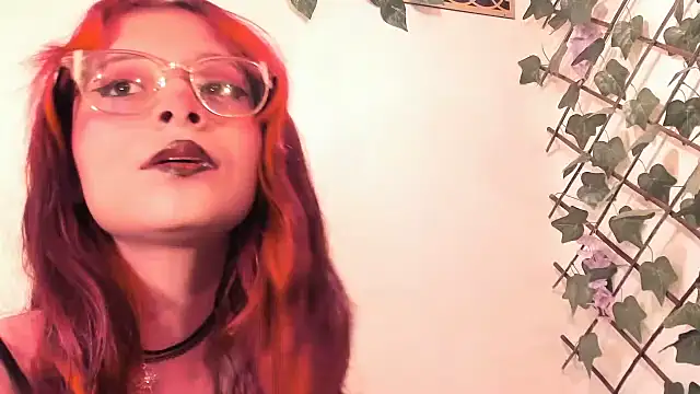 RedMeloddy online show from November 6, 11:59 pm