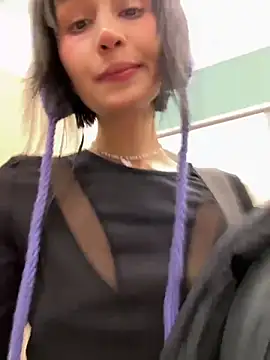 Snapshot of bigbabykiki chatting on December 8, 1:14 pm bigbabykiki online show from December 8, 1:14 pm