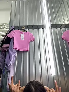 Snapshot of bigbabykiki chatting on December 28, 4:30 pm bigbabykiki online show from December 28, 4:30 pm