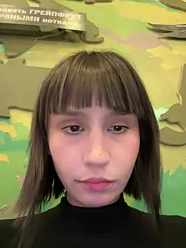 Snapshot of bigbabykiki chatting on February 7, 6:14 am bigbabykiki online show from February 7, 6:14 am