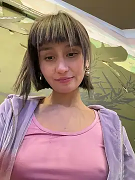 Snapshot of bigbabykiki chatting on February 10, 6:42 am bigbabykiki online show from February 10, 6:42 am