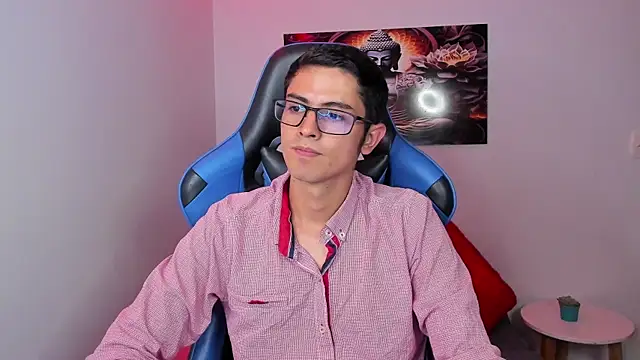 Snapshot of Ethan_Sai___ chatting on February 27, 1:38 am Ethan Sai    online show from February 27, 1:38 am