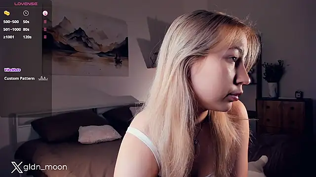 Snapshot of EternalLiberty chatting on February 2, 7:46 pm EternalLiberty online show from February 2, 7:46 pm