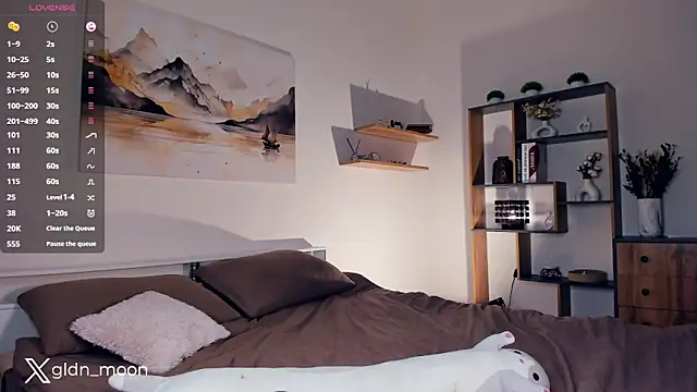 Snapshot of EternalLiberty chatting on February 10, 2:08 am EternalLiberty online show from February 10, 2:08 am