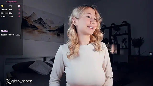 Snapshot of EternalLiberty chatting on February 27, 10:42 pm EternalLiberty online show from February 27, 10:42 pm