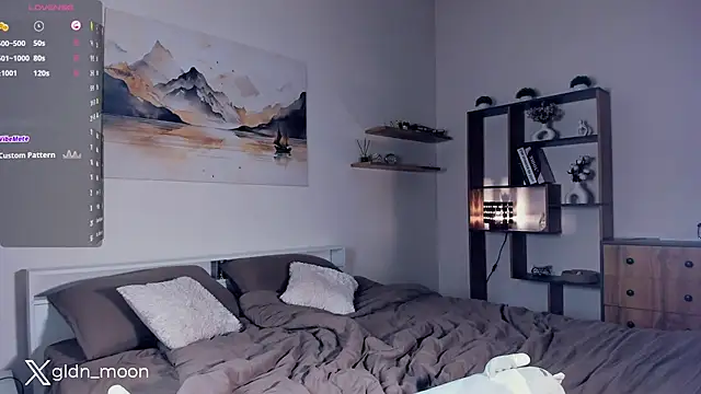 Snapshot of EternalLiberty chatting on March 17, 1:46 am EternalLiberty online show from March 17, 1:46 am