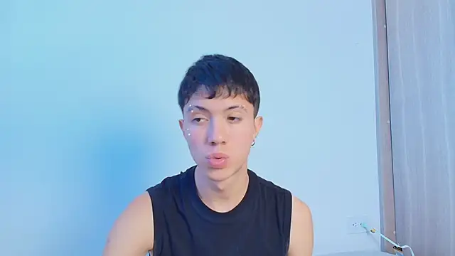 Justyn Ross online show from September 20, 9:27 pm