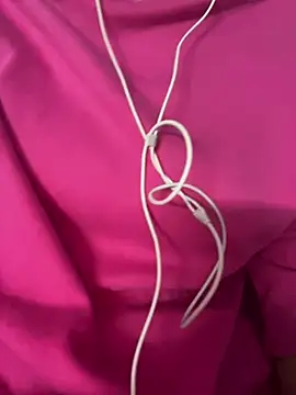  riyaahahaha  online show from April 5, 1:08 pm