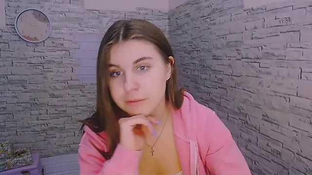 Sweet Doll Luna online show from December 14, 9:13 pm