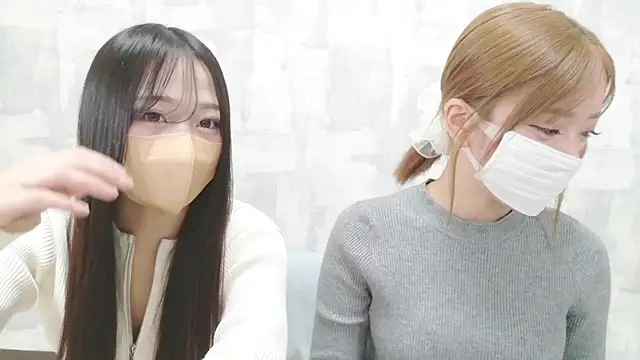 Snapshot of LOVE_MOMO_LOVE chatting on December 21, 11:39 am LOVE MOMO LOVE online show from December 21, 11:39 am