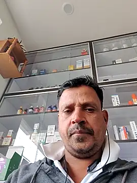 Snapshot of Raj1043 chatting on November 17, 5:13 am Raj1043 online show from November 17, 5:13 am