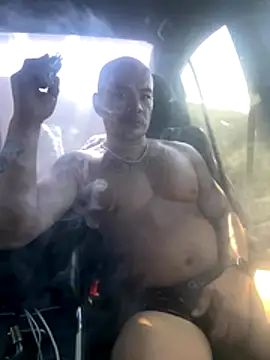 Snapshot of EatMyCake831 chatting on November 26, 7:26 pm EatMyCake831 online show from November 26, 7:26 pm