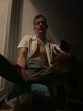 Snapshot of eddy355 chatting on November 9, 9:57 pm eddy355 online show from November 9, 9:57 pm