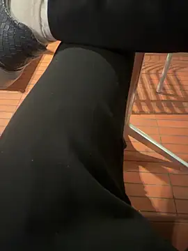 Snapshot of eddy355 chatting on November 10, 4:39 pm eddy355 online show from November 10, 4:39 pm