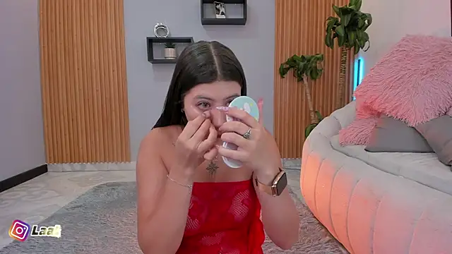 Snapshot of Aixaa_charles chatting on December 4, 12:03 pm Aixaa charles online show from December 4, 12:03 pm