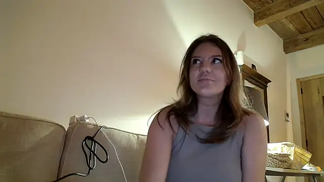 Nina24 online show from March 12, 9:45 pm