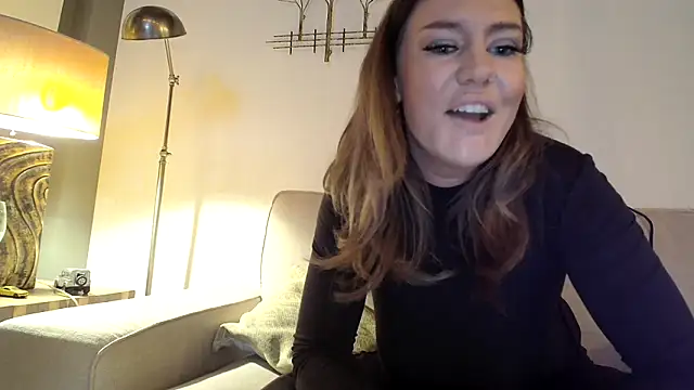 Nina24 online show from March 15, 8:54 pm