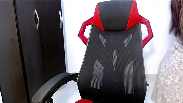 meghan2 online show from March 7, 4:13 am