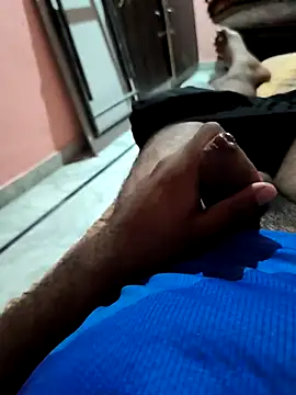 yourboy2000   online show from September 11, 7:41 am