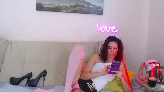 Snapshot of MariaModel chatting on March 21, 10:17 am MariaModel online show from March 21, 10:17 am