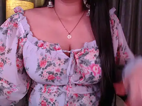 Snapshot of Sexy_Myra18 chatting on November 7, 4:34 am Sexy Myra18 online show from November 7, 4:34 am