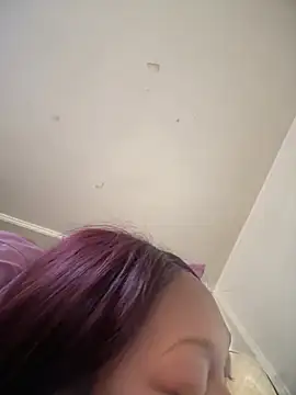 honeybrow online show from April 21, 6:01 pm