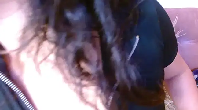 Snapshot of hinataleecs chatting on March 7, 7:08 am hinataleecs online show from March 7, 7:08 am