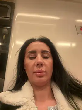 AnaRhodes online show from March 11, 7:58 am