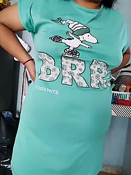 EmpaticBolillo online show from April 15, 1:29 pm