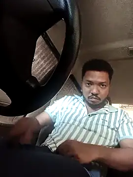 Snapshot of Mmm992170 chatting on February 12, 10:46 am Mmm992170 online show from February 12, 10:46 am