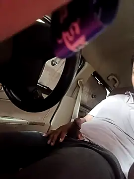 Snapshot of Mmm992170 chatting on February 14, 11:31 am Mmm992170 online show from February 14, 11:31 am