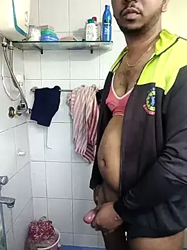 Snapshot of Mmm992170 chatting on November 24, 5:40 am Mmm992170 online show from November 24, 5:40 am