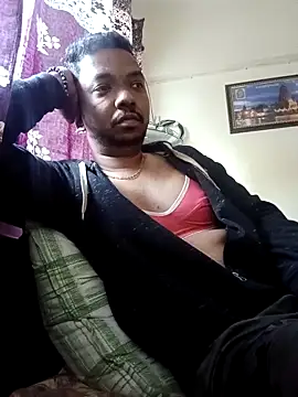 Snapshot of Mmm992170 chatting on December 19, 4:52 am Mmm992170 online show from December 19, 4:52 am