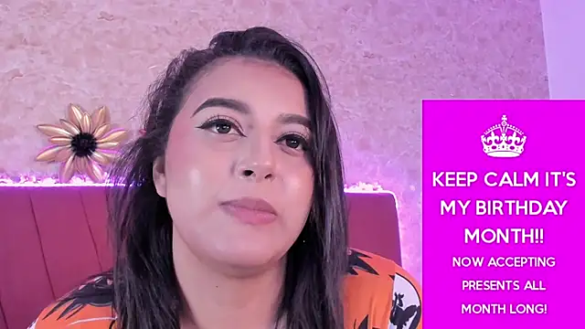 Snapshot of LorenaStevens chatting on January 11, 6:14 am LorenaStevens online show from January 11, 6:14 am