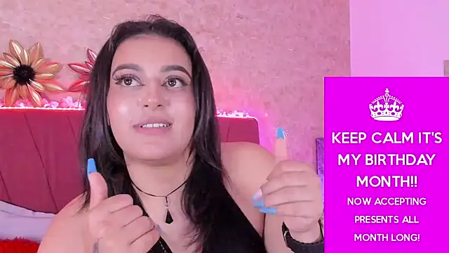 Snapshot of LorenaStevens chatting on January 12, 7:21 am LorenaStevens online show from January 12, 7:21 am