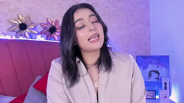 Snapshot of LorenaStevens chatting on January 21, 9:03 am LorenaStevens online show from January 21, 9:03 am