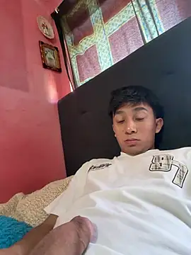 PuffingRinger online show from March 25, 7:53 pm