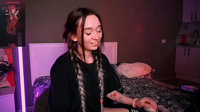 Snapshot of Kimiko__ chatting on October 10, 10:31 pm Kimiko online show from October 10, 10:31 pm