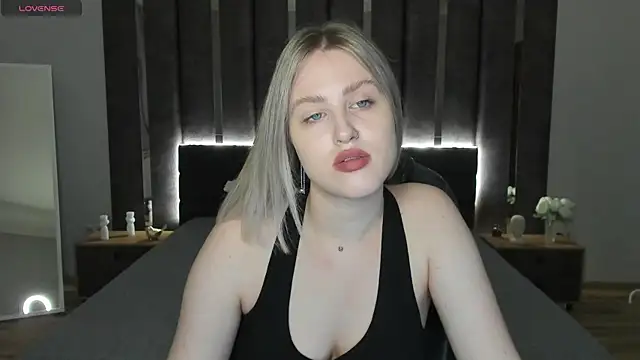  Sarah Soul  online show from February 11, 12:49 am