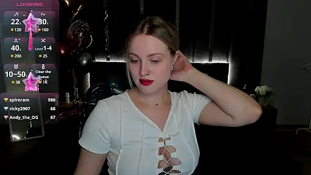  Sarah Soul  online show from March 7, 7:08 am