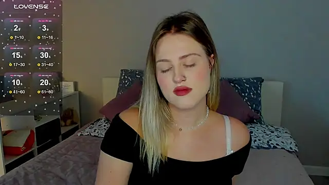  Sarah Soul  online show from September 9, 1:38 am