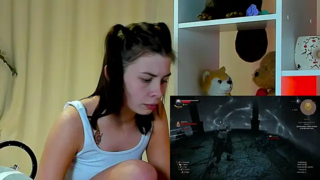 Snapshot of callmetori chatting on December 18, 11:56 am callmetori online show from December 18, 11:56 am