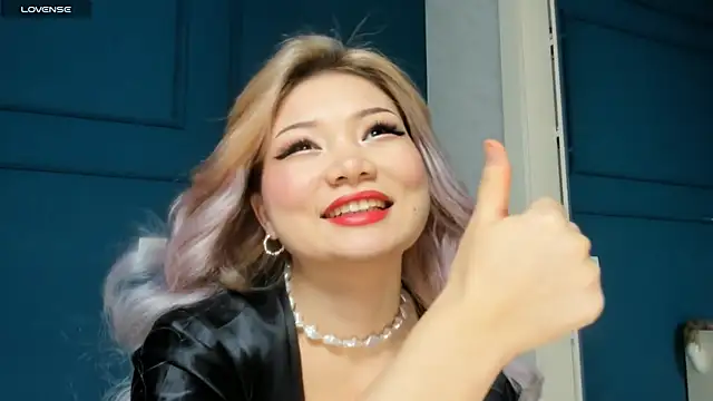 Snapshot of Xiao_Mei_ chatting on December 29, 2:27 am Xiao Mei online show from December 29, 2:27 am