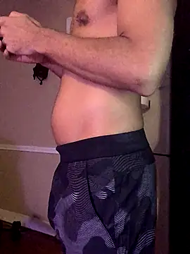 Snapshot of yosparky chatting on November 5, 7:08 am yosparky online show from November 5, 7:08 am