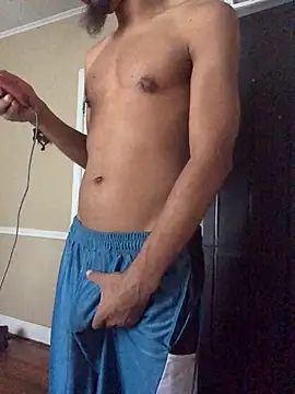 Snapshot of yosparky chatting on November 12, 7:46 pm yosparky online show from November 12, 7:46 pm